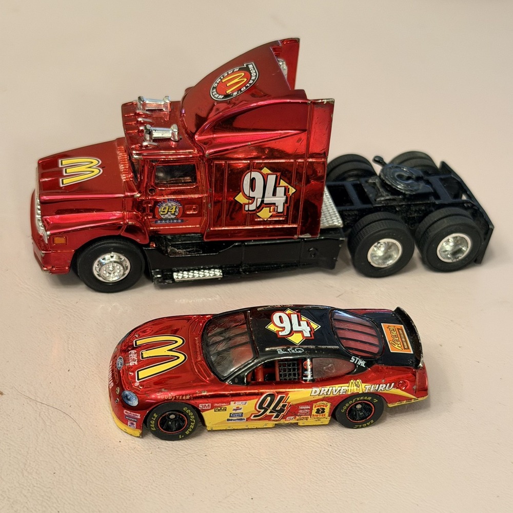 Racing Champions #94 Bill Elliott McDonald's 1:64 Team Transporter & Car 1993 - Picture 6 of 14